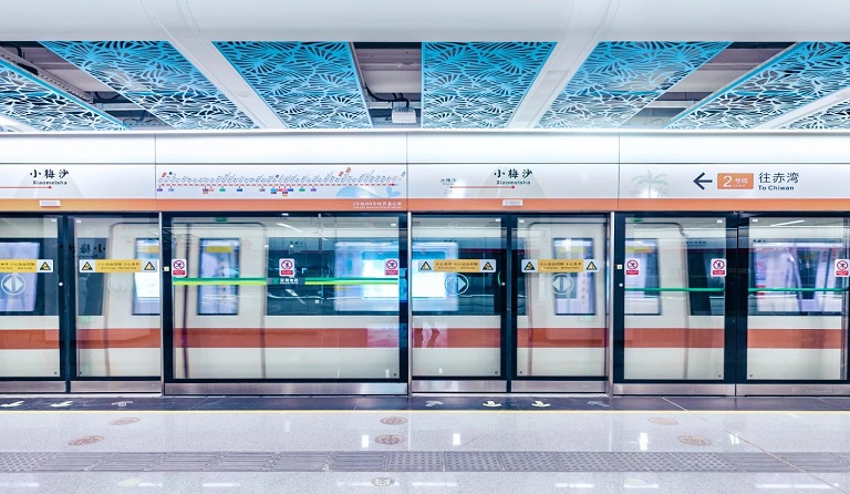 方大集团轨道交通屏蔽门系统项目深圳地铁8号线二期等开通运营